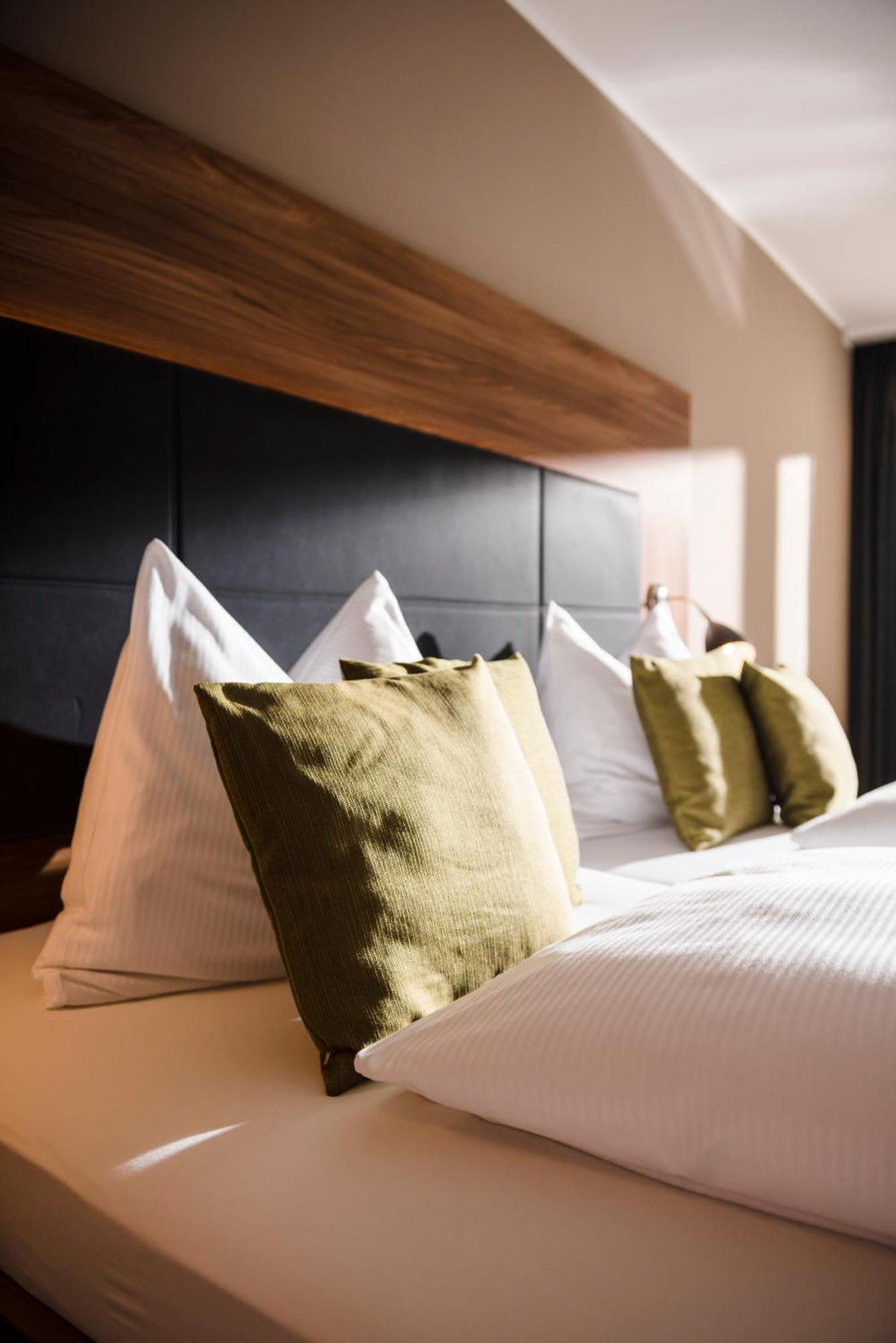 Sporthotel Grafenwald Daun Ngoại thất bức ảnh